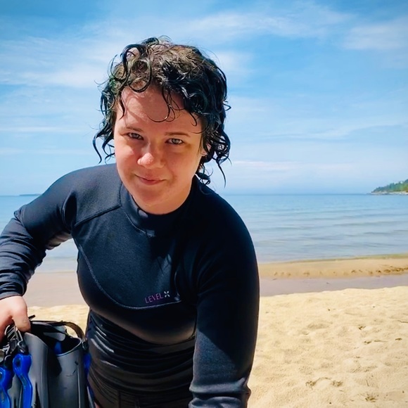 Meet your posher, Justice - Picture 1 of 1